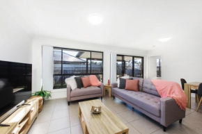 Mudgee Getaway with Yard in Central Location